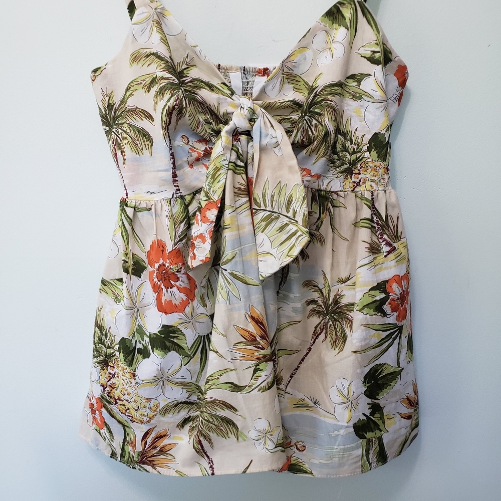 Zara Tropical Print V-Neck Top. Size M. NWOT - Picture 6 of 6